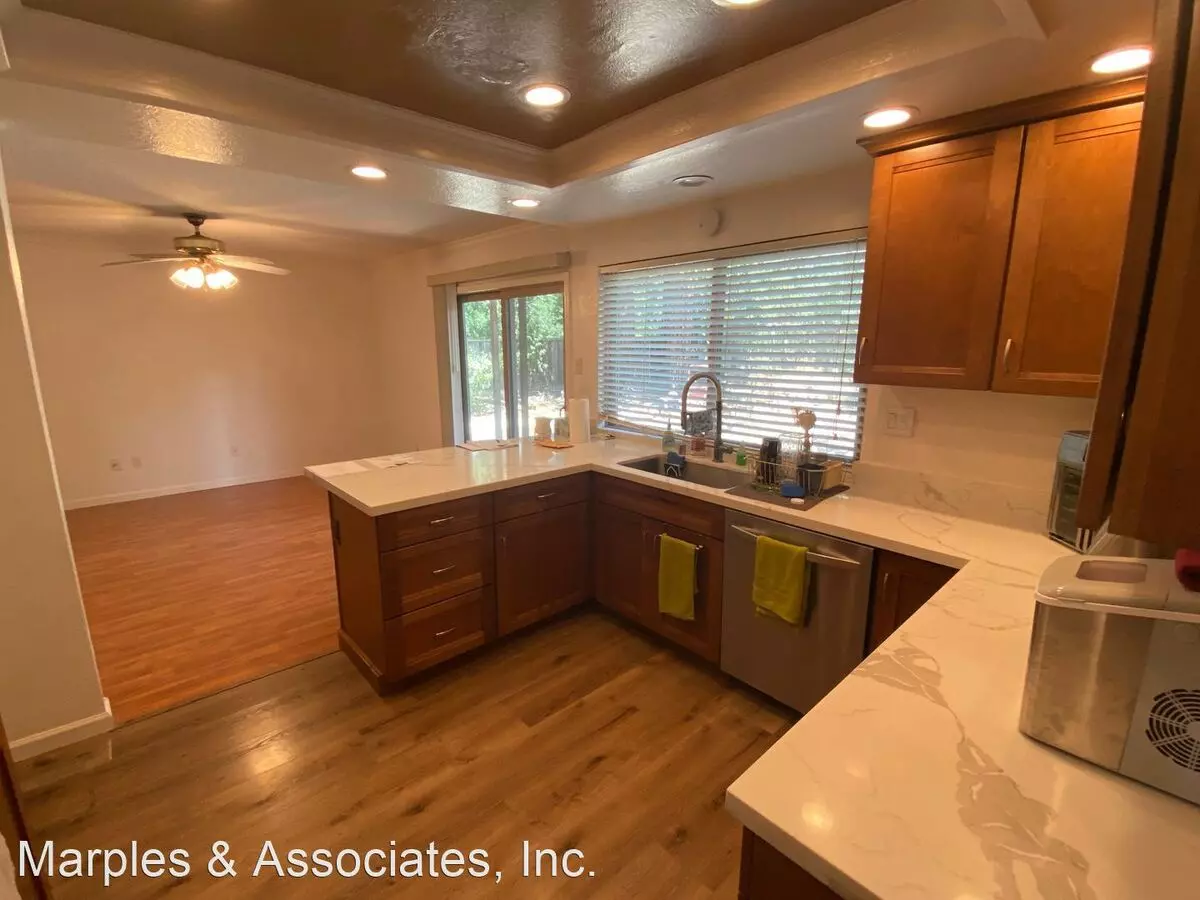 894 Saint John Circle, Concord, CA 94518 photo 3
