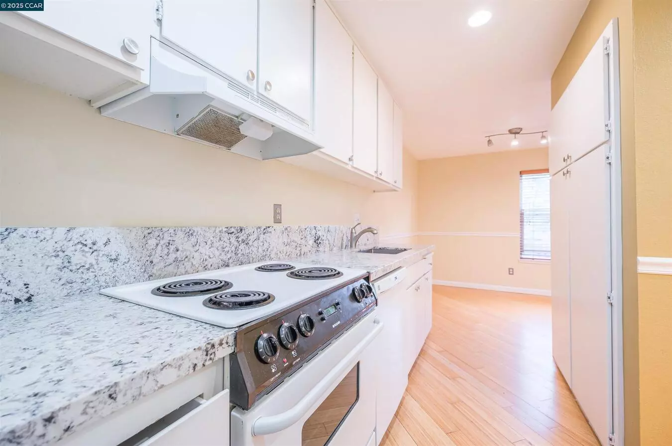 951 Bancroft Road - 1 photo 3