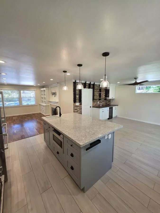 1317 Sherwood Dr Concord, CA 94521 photo 4