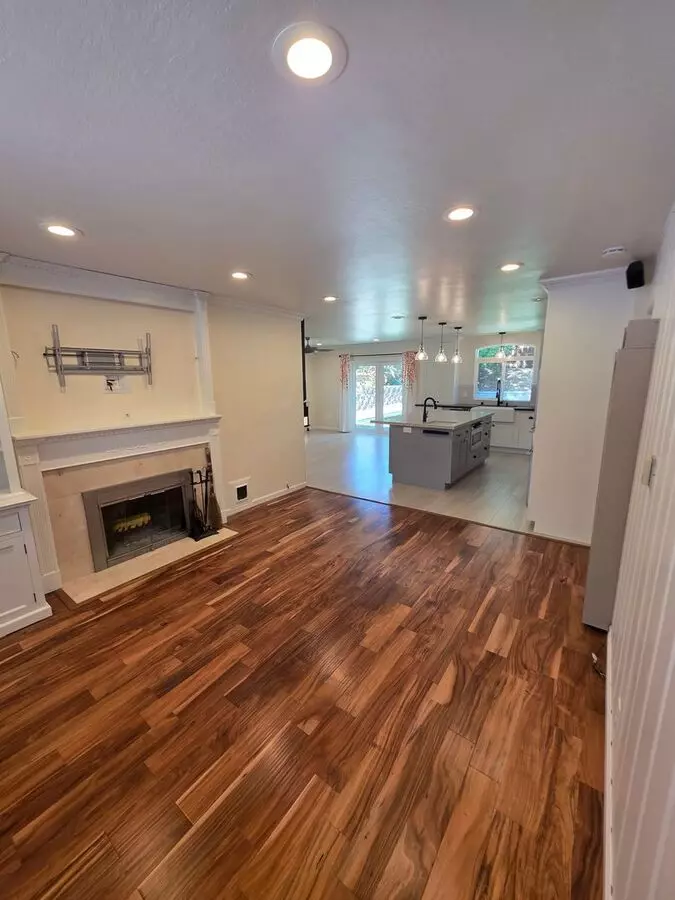 1317 Sherwood Dr Concord, CA 94521 photo 3