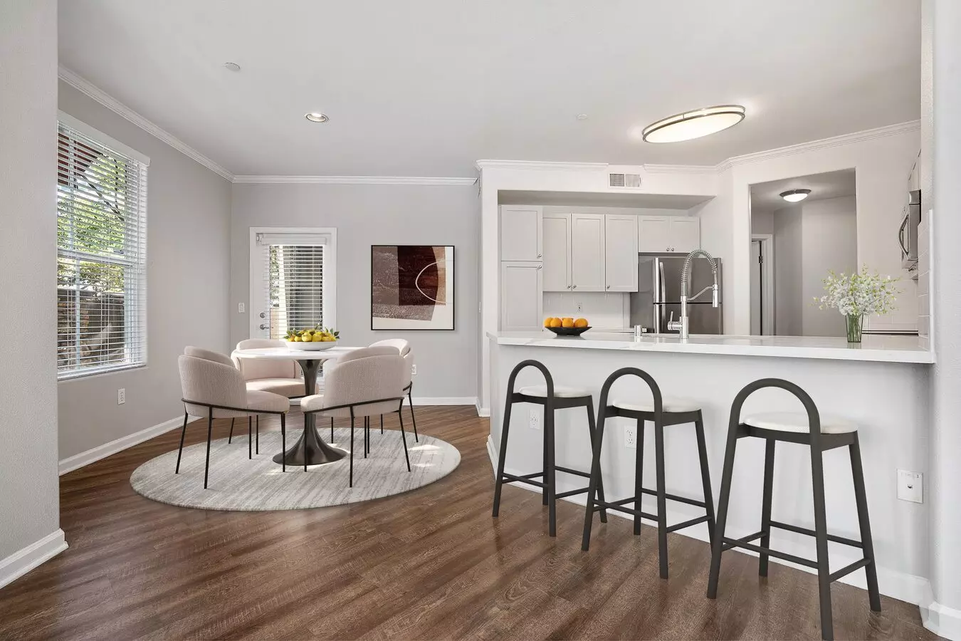 Park Central Apartment Homes photo 4