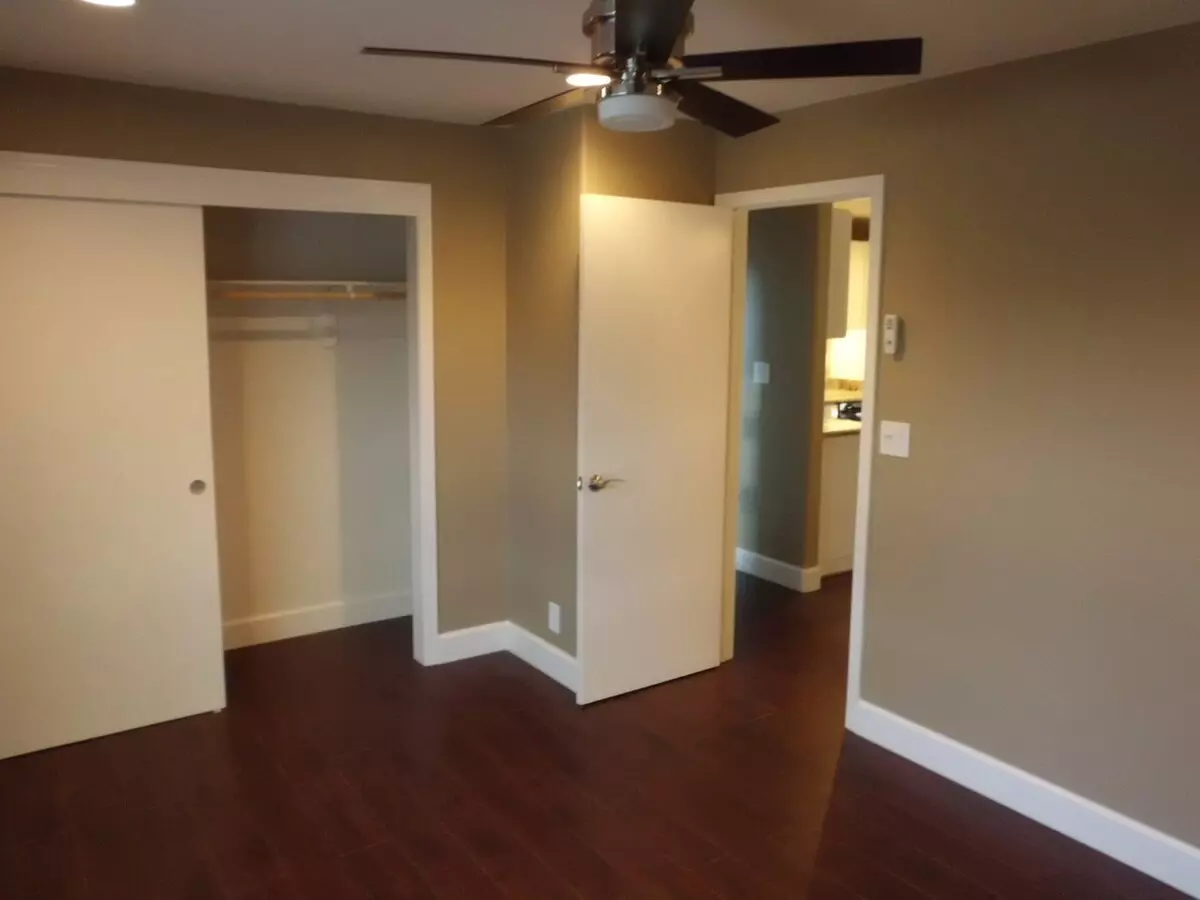 Beautiful 1 Bedroom X1 Bathroom Condo Now Leasing photo 5
