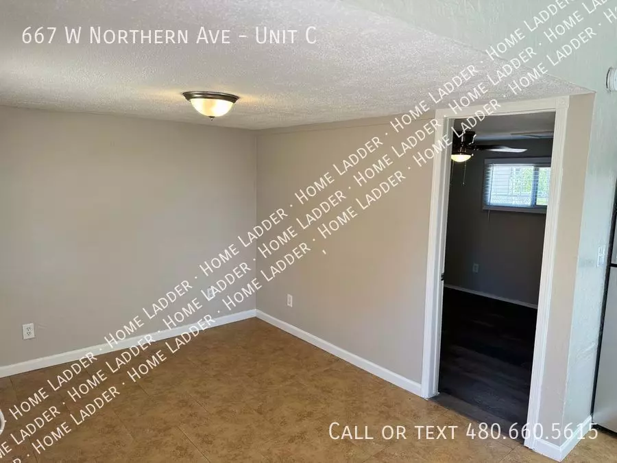 667 W Northern Ave photo 5