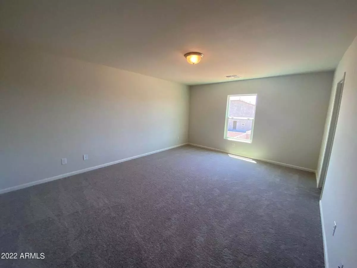 119 W Dewey Ave photo 5