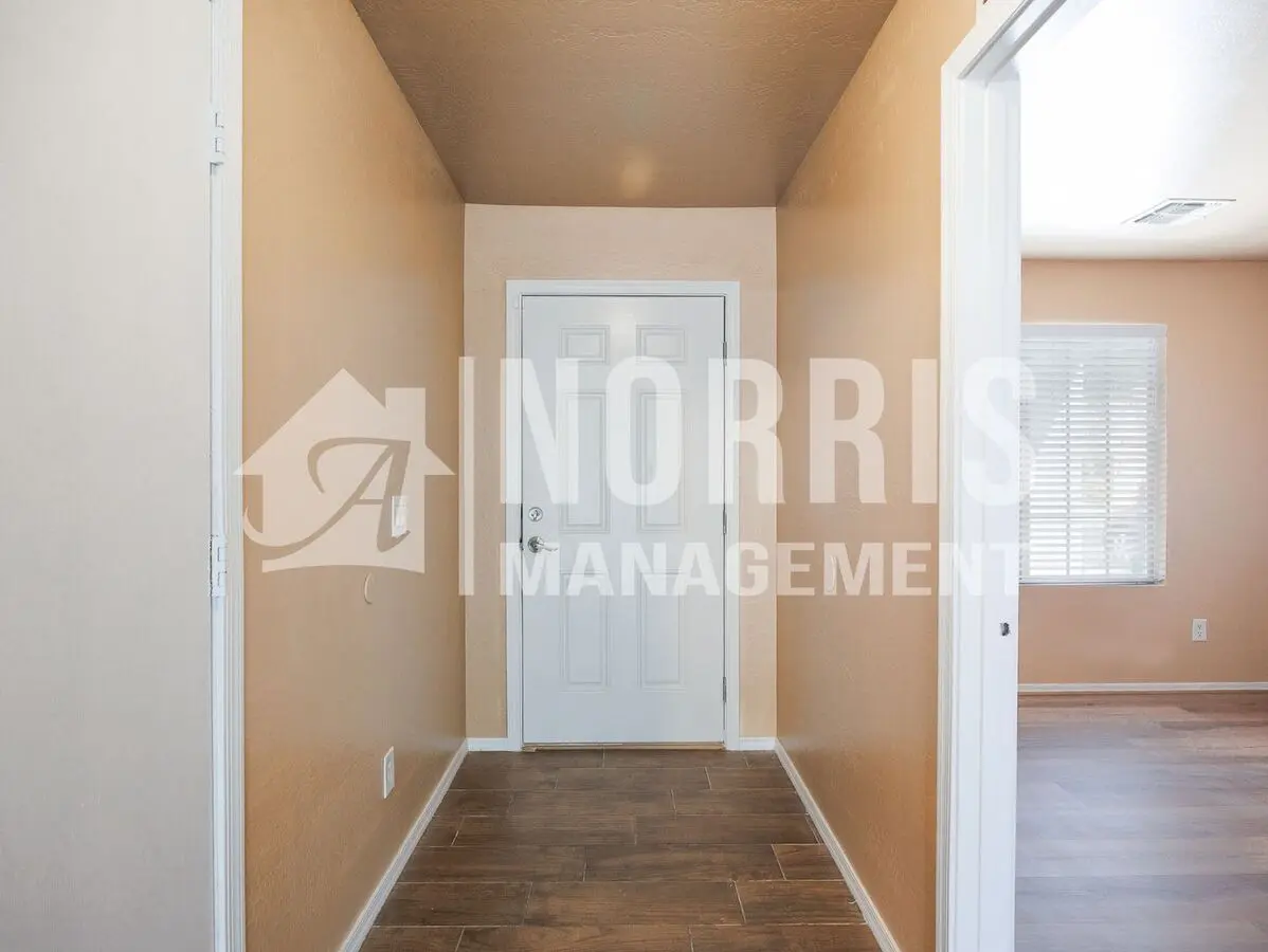 Beautifully Updated Studio In Coolidge photo 4