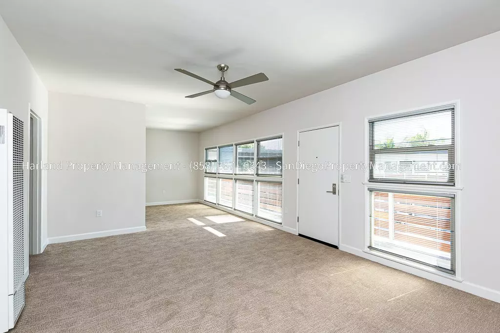 1012 A Avenue#1022A photo 3