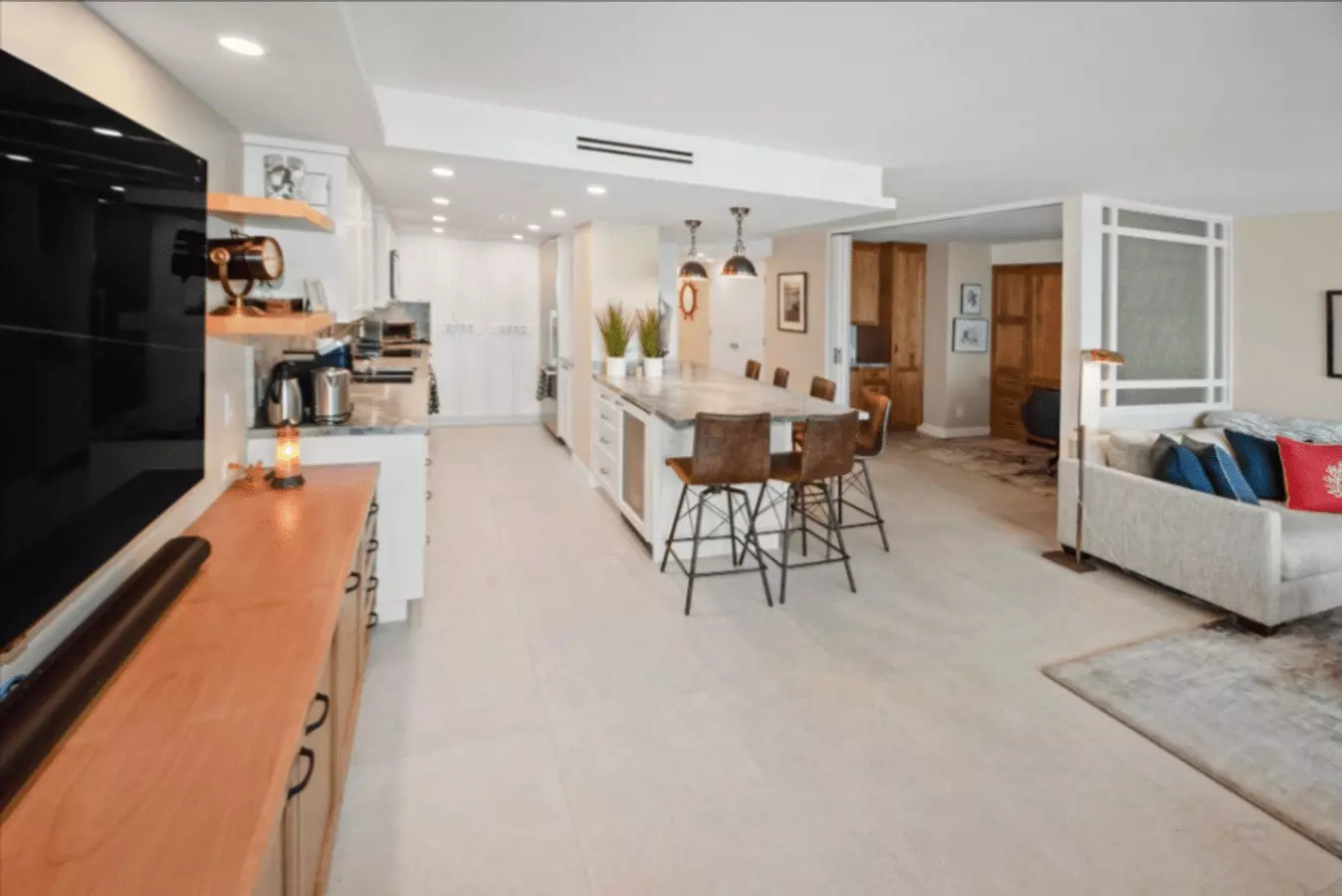 1820 Avenida Del Mundo Unit #701 photo 5
