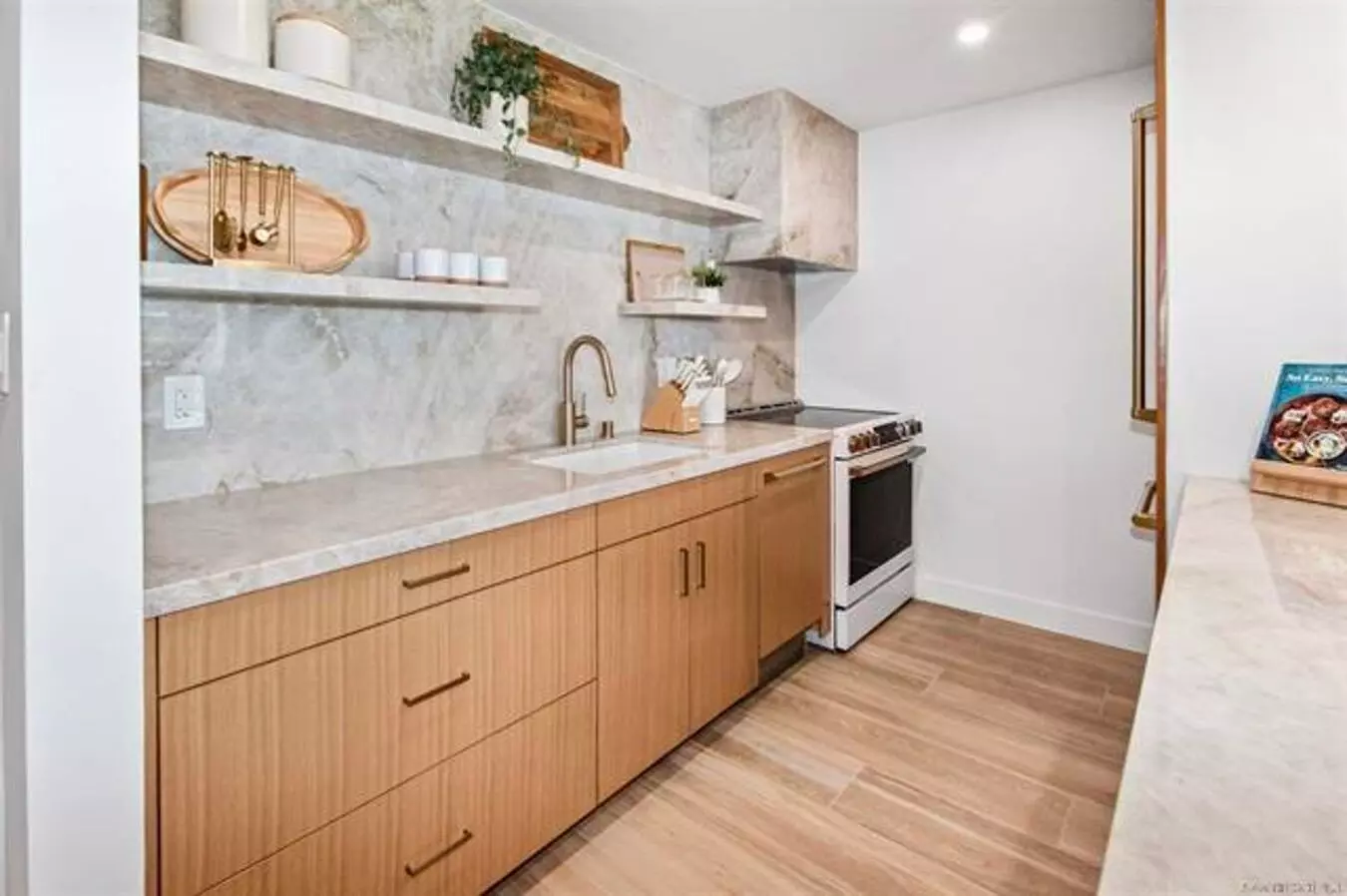 1830 Avenida Del Mundo Unit #612 photo 5