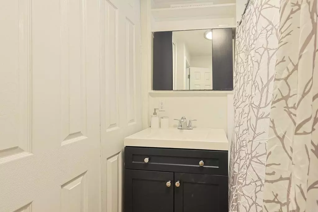 207 C Avenue, Coronado, CA 92118 photo 3