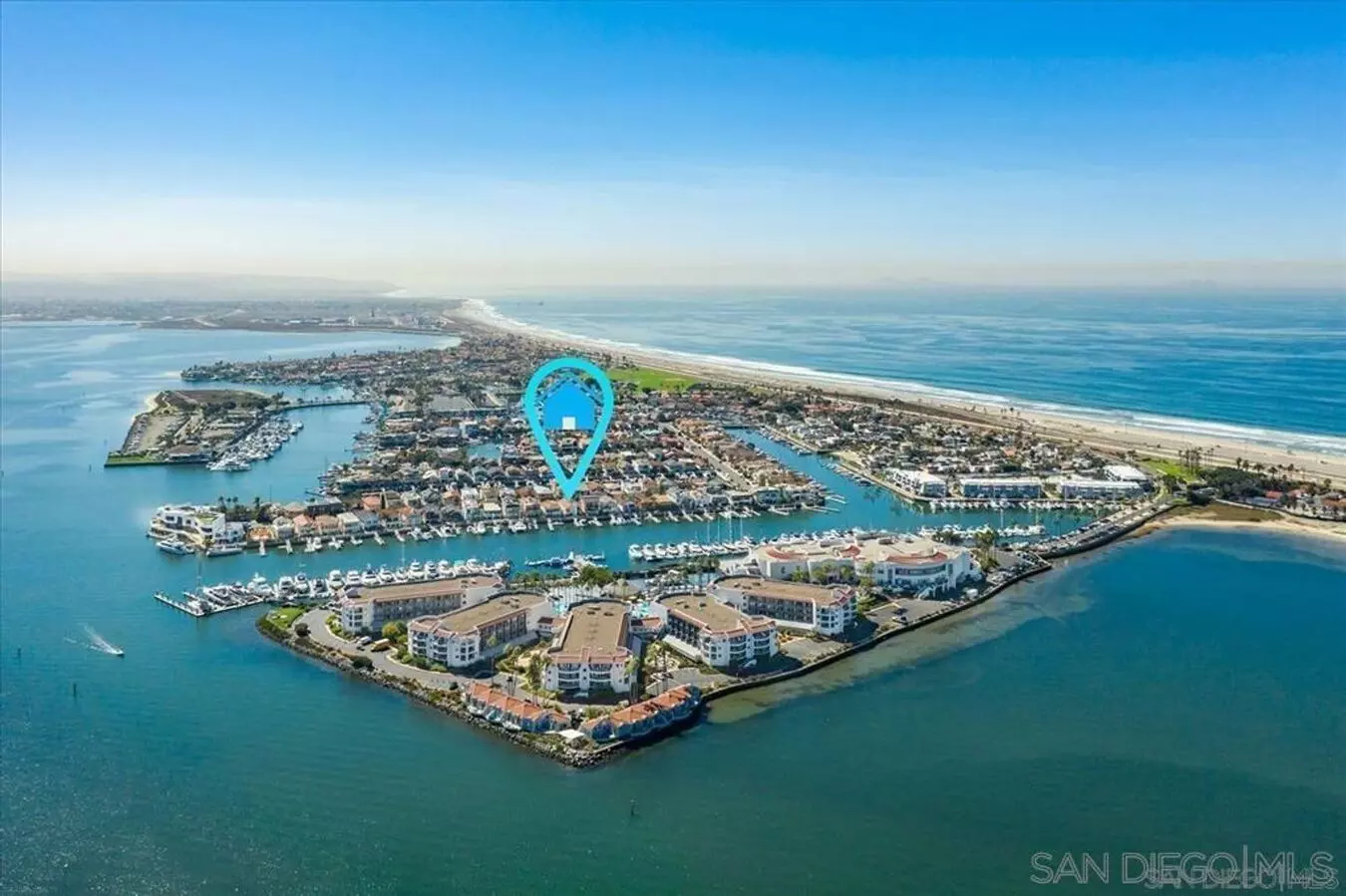Large Custom Home On The Bay With Boat Dock photo 2