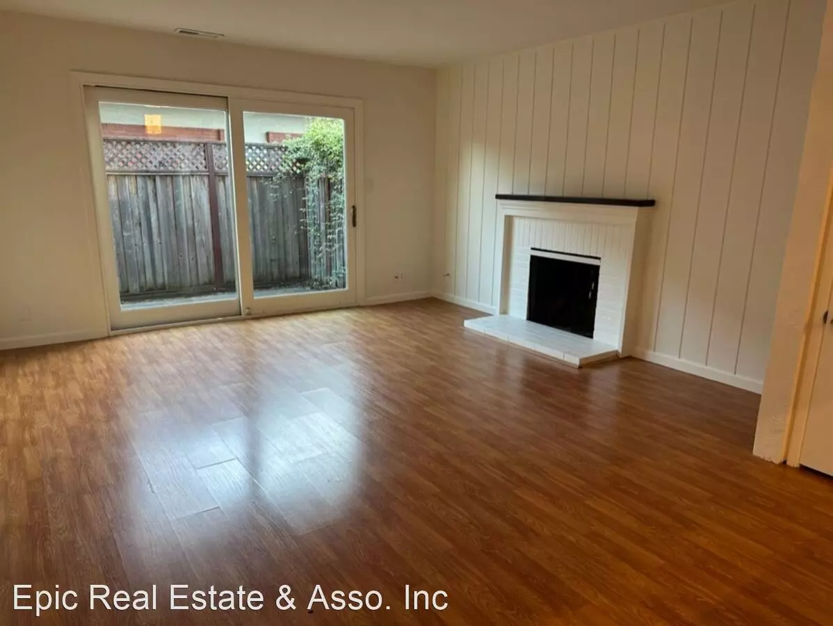 19 Pixley Ave photo 2