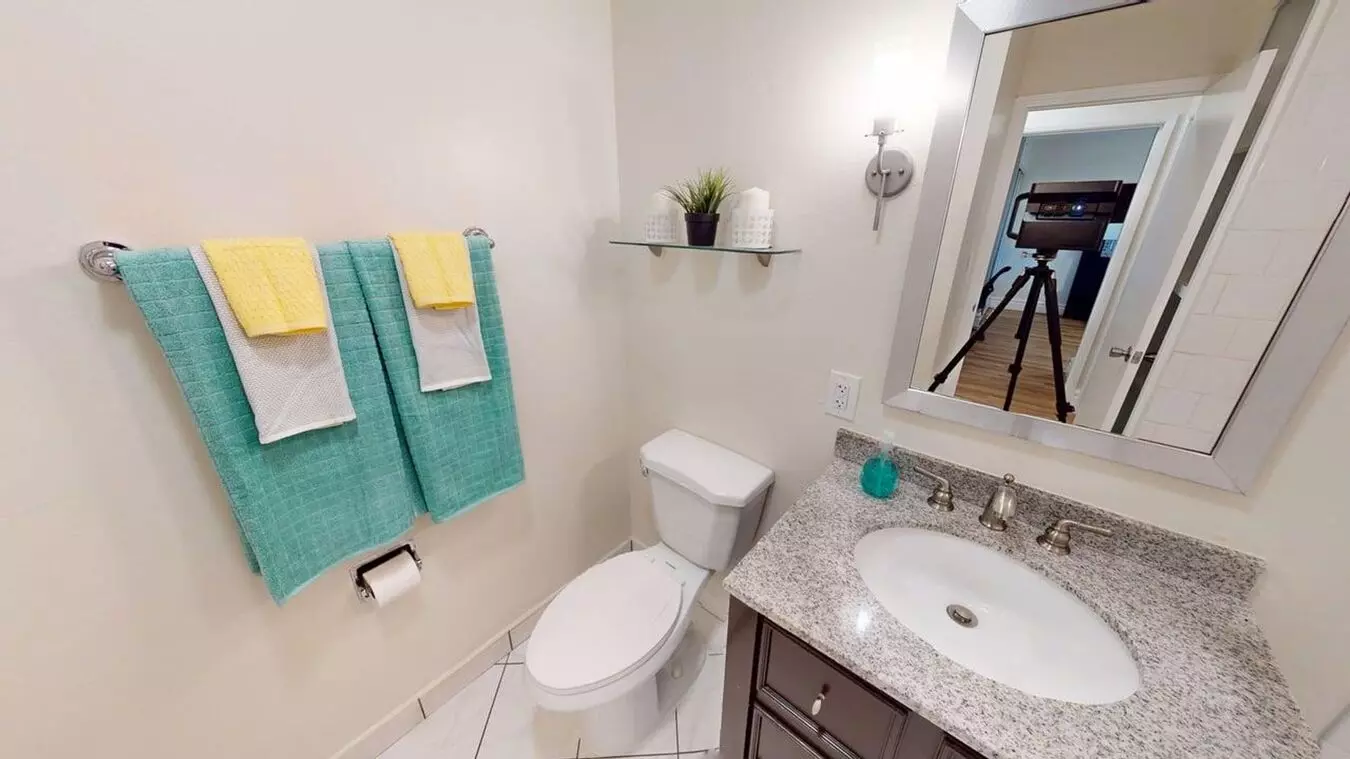 Marin Suites photo 3