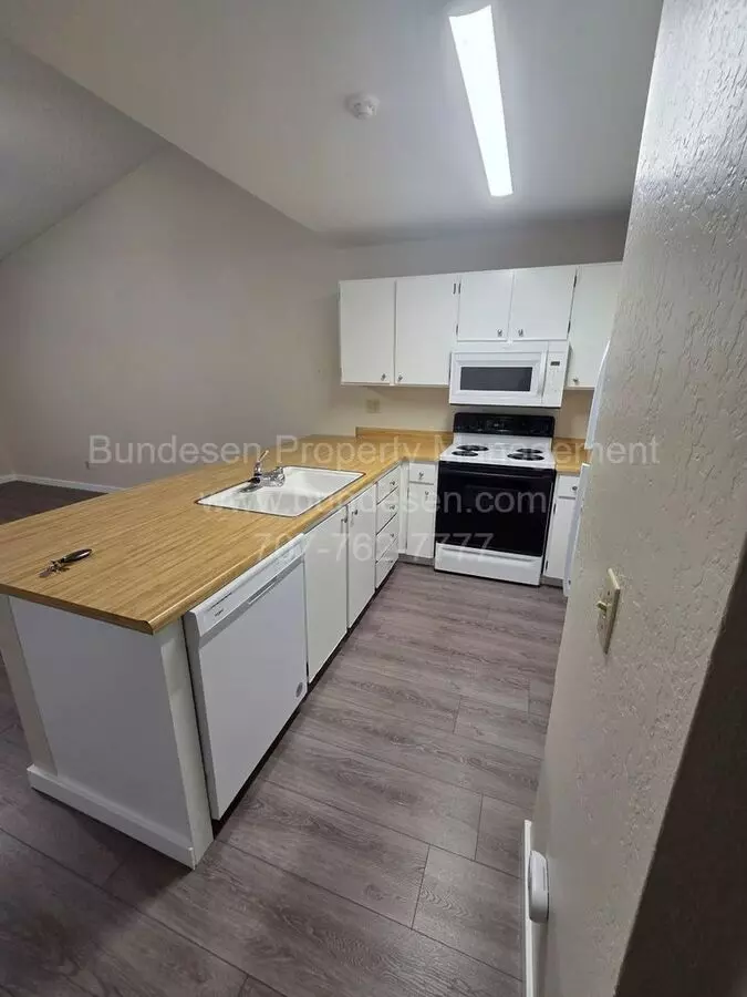 Recently Updated 2-bedroom Cotati Condo With Spacious Back Patio ~ 27 Arbor Court, Cotati photo 2