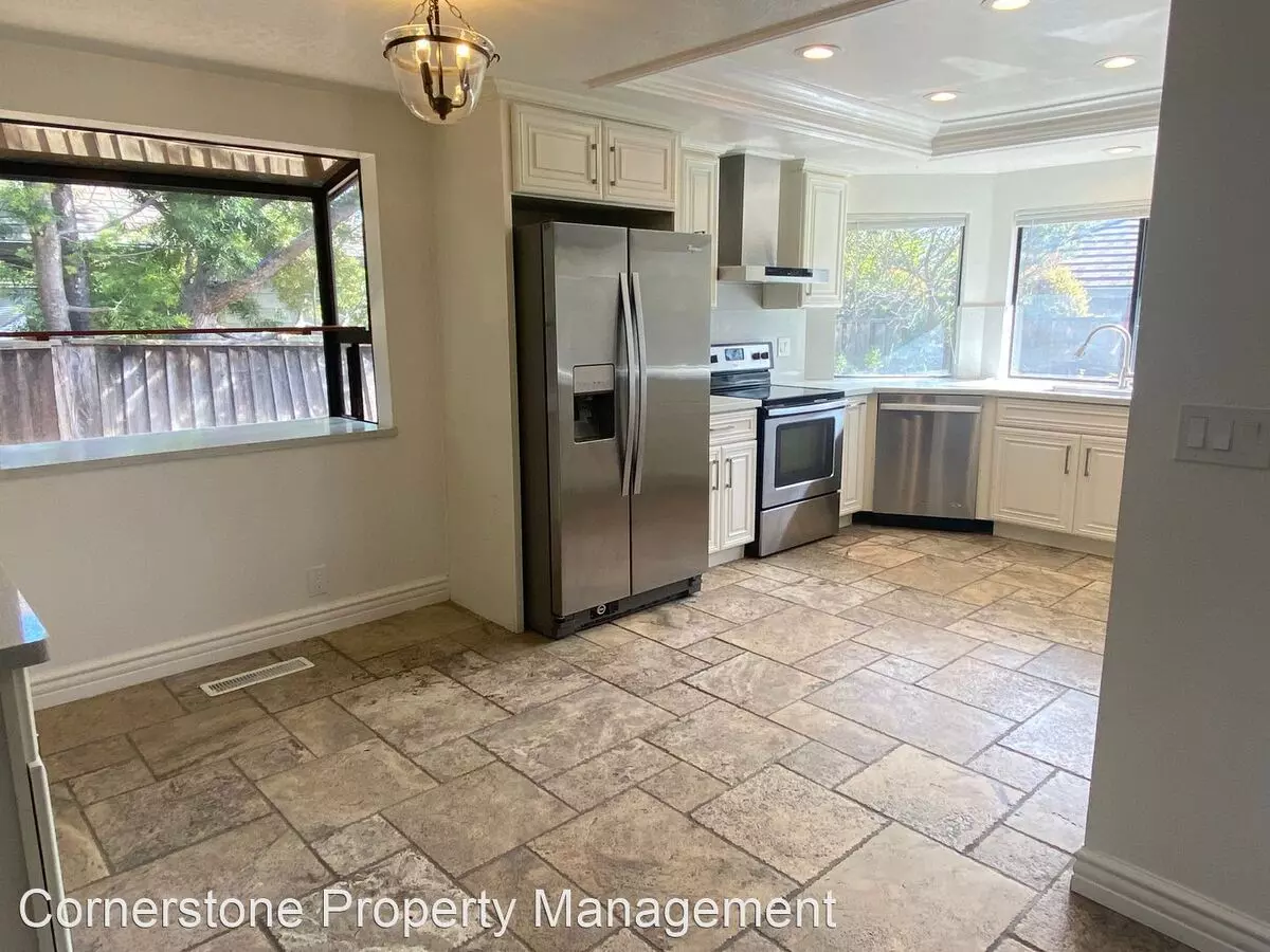 10176 English Oak Way, Cupertino, CA 95014 photo 4
