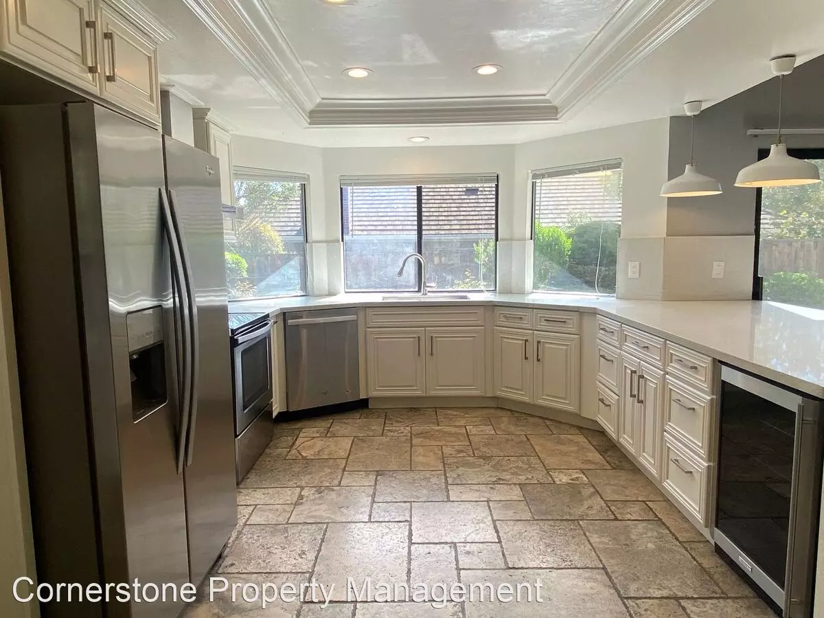 10176 English Oak Way, Cupertino, CA 95014 photo 5