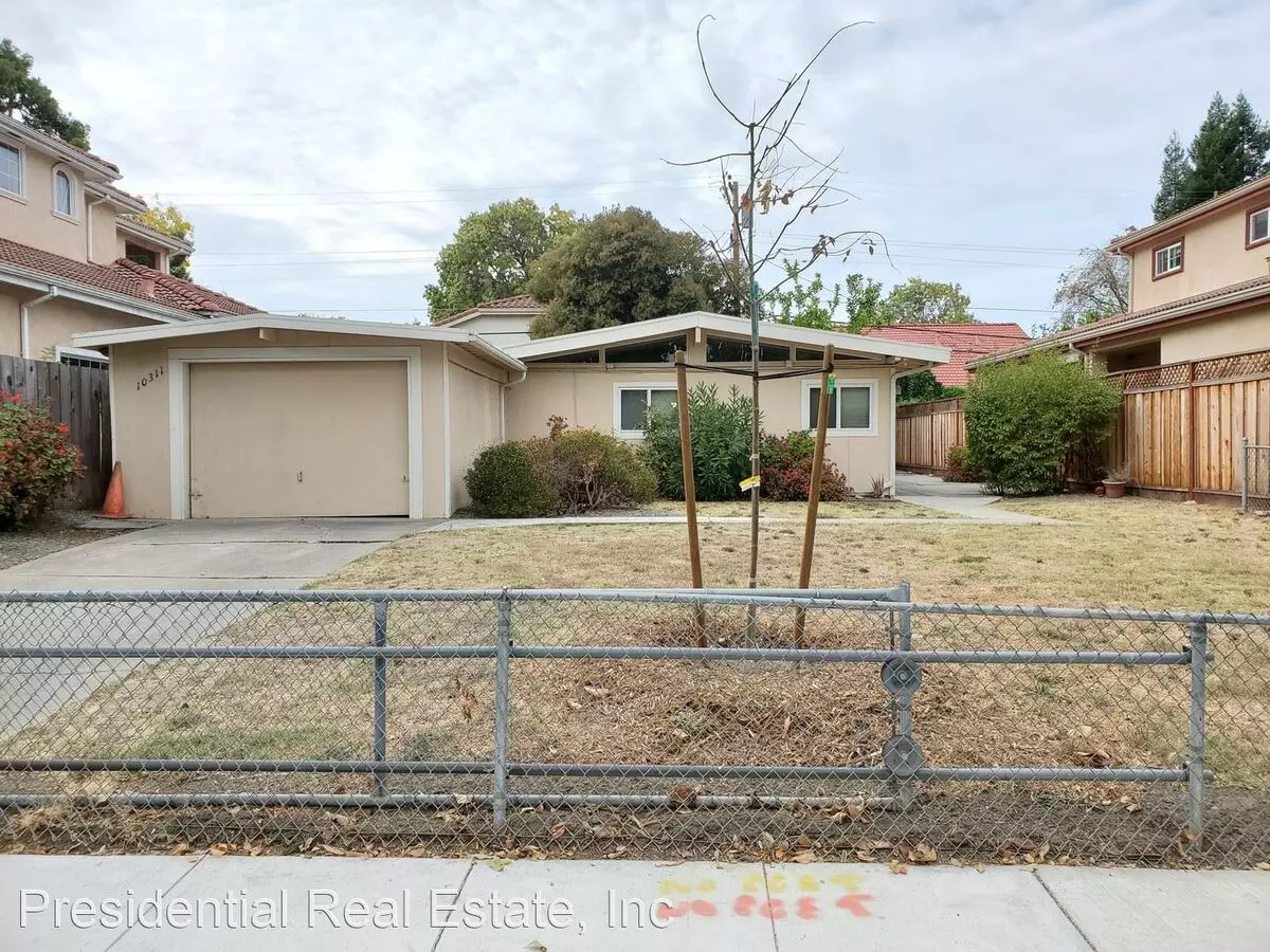 10311 Johnson Ave photo 2