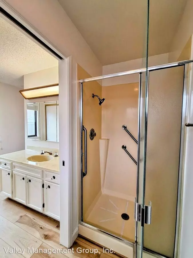 21446 Holly Oak Dr photo 5