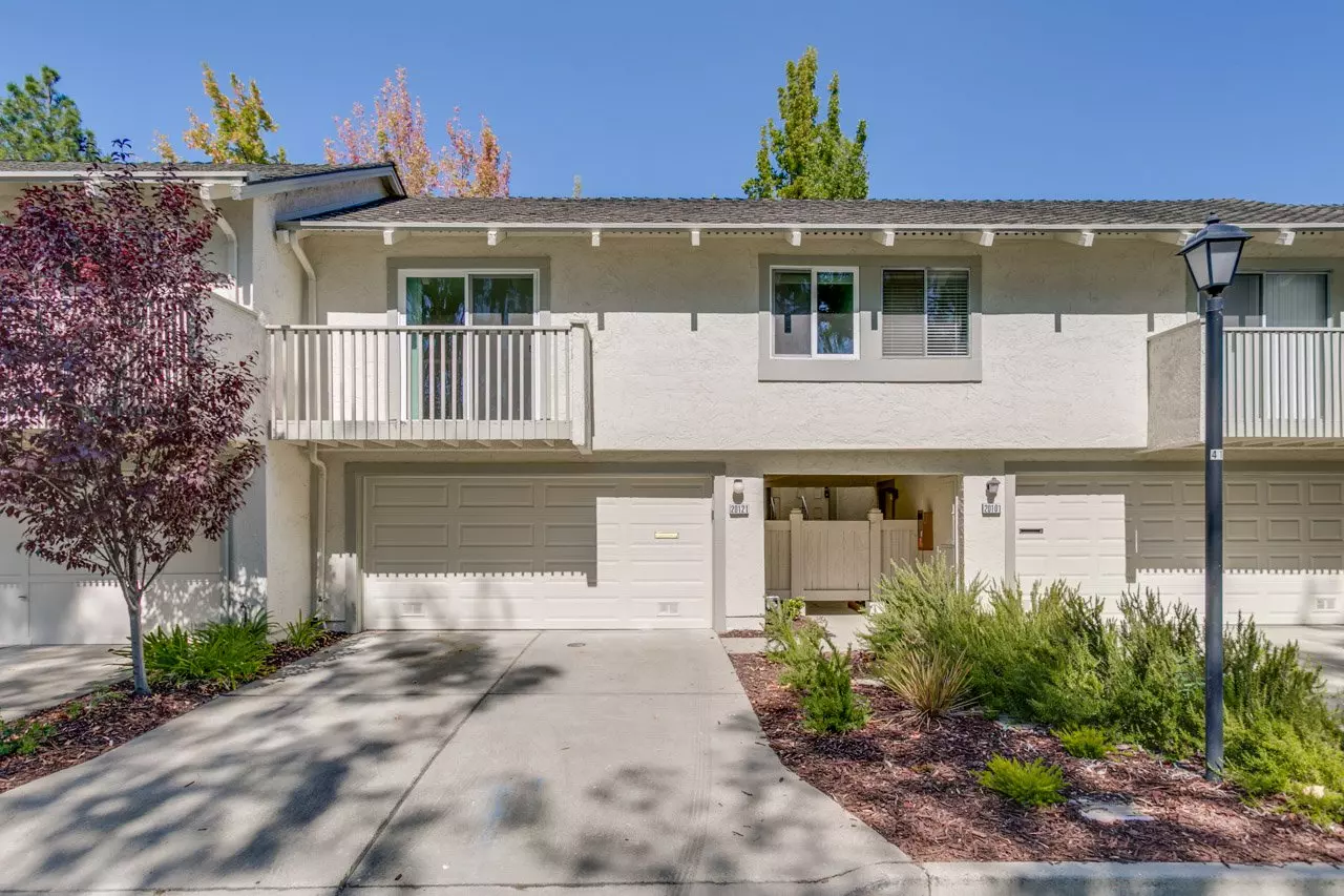 20121 Northwood Drive, Cupertino, CA 95014 photo 3