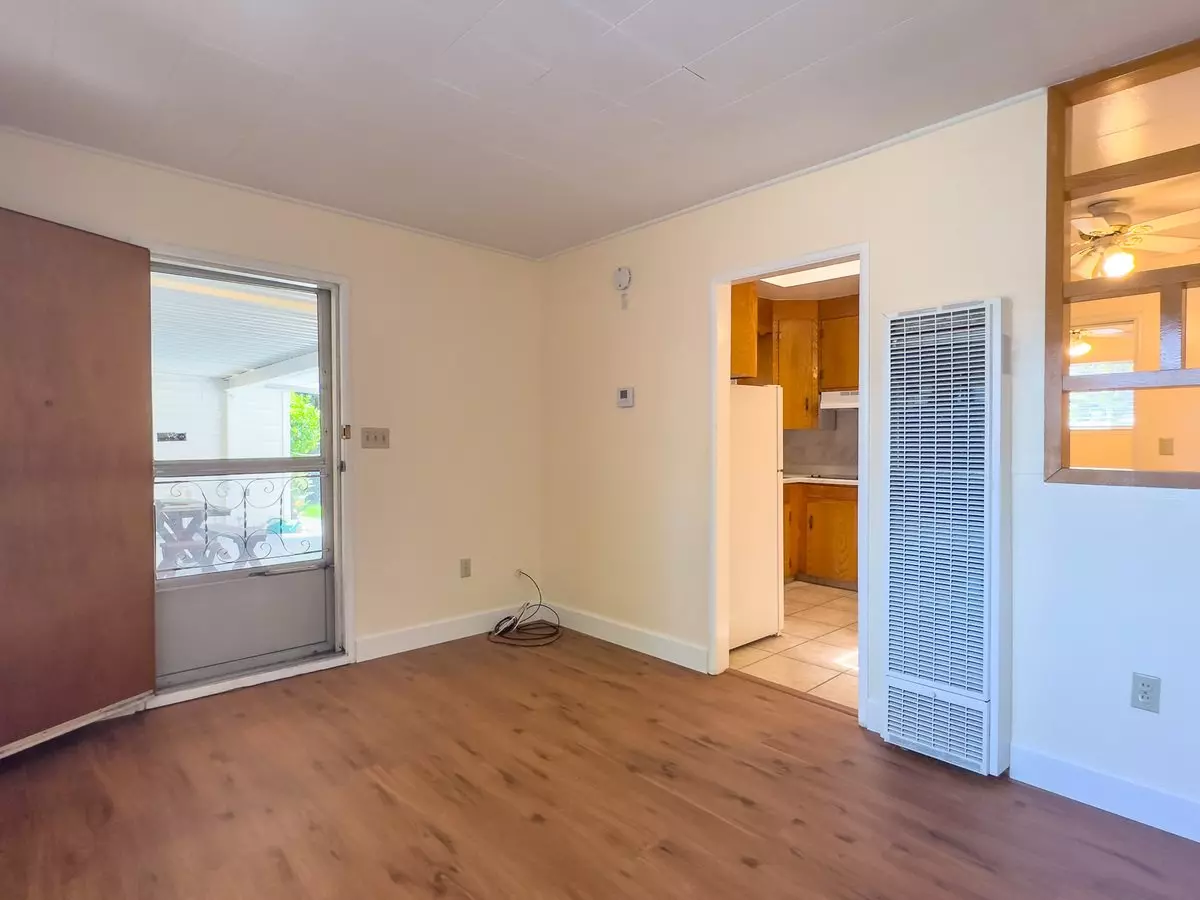 20556 Mcclellan Road, Cupertino, CA 95014 photo 4