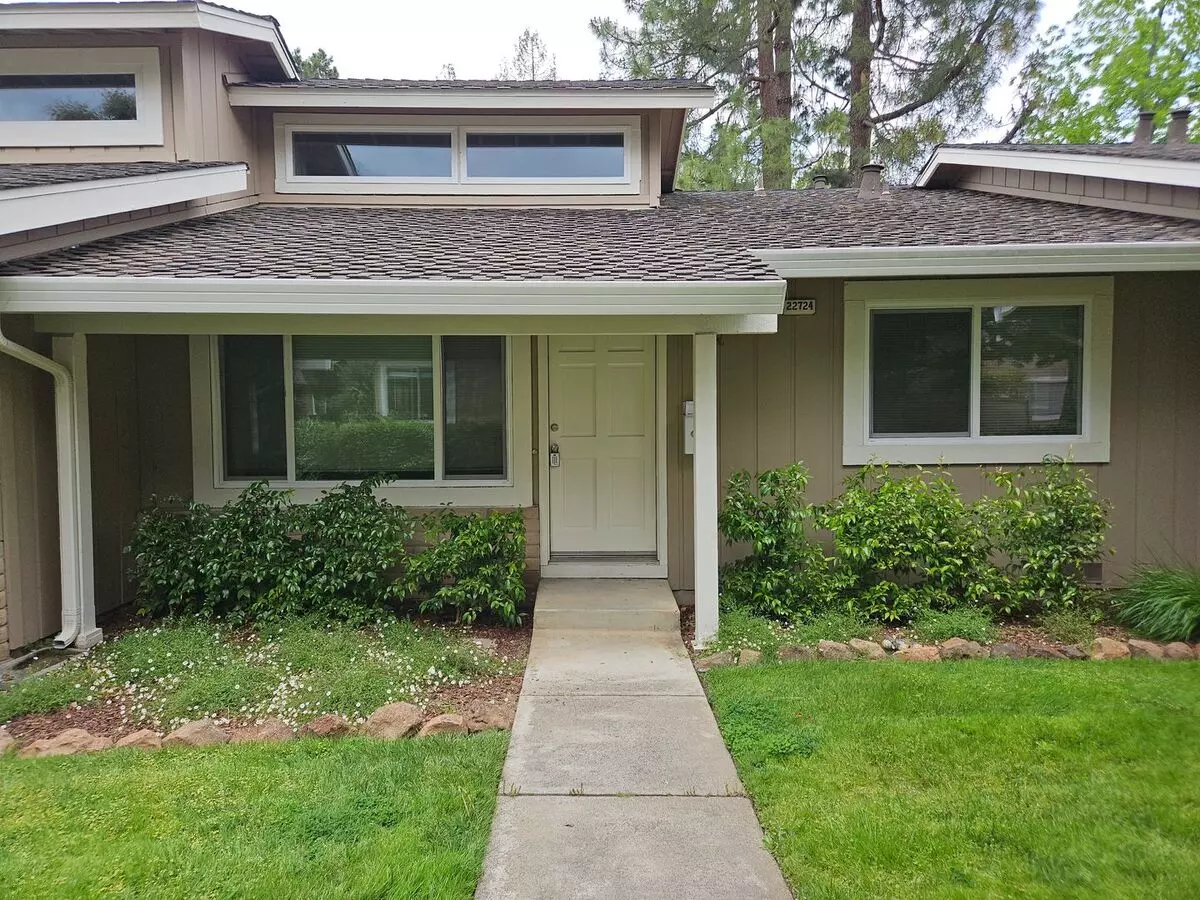 22724 Majestic Oak Way Cupertino, CA 95014