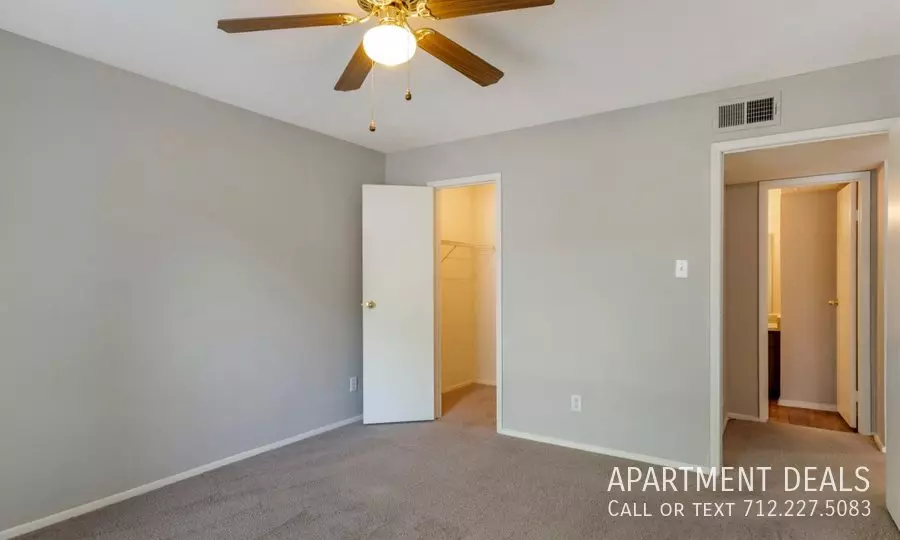 11131 Saathoff Drive, Cypress, TX 77429 photo 2