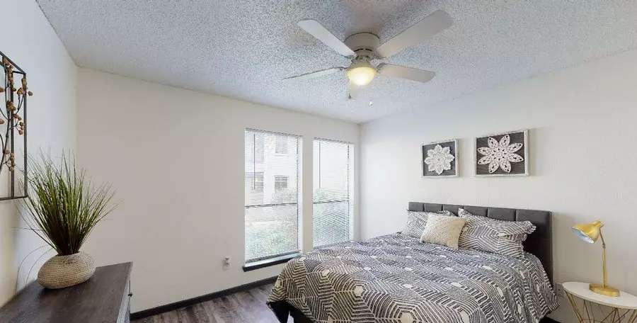 110 Skillman St photo 5