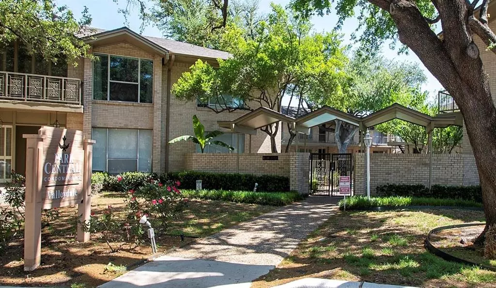 11110 Valleydale Drive, Dallas, TX 75230 photo 4
