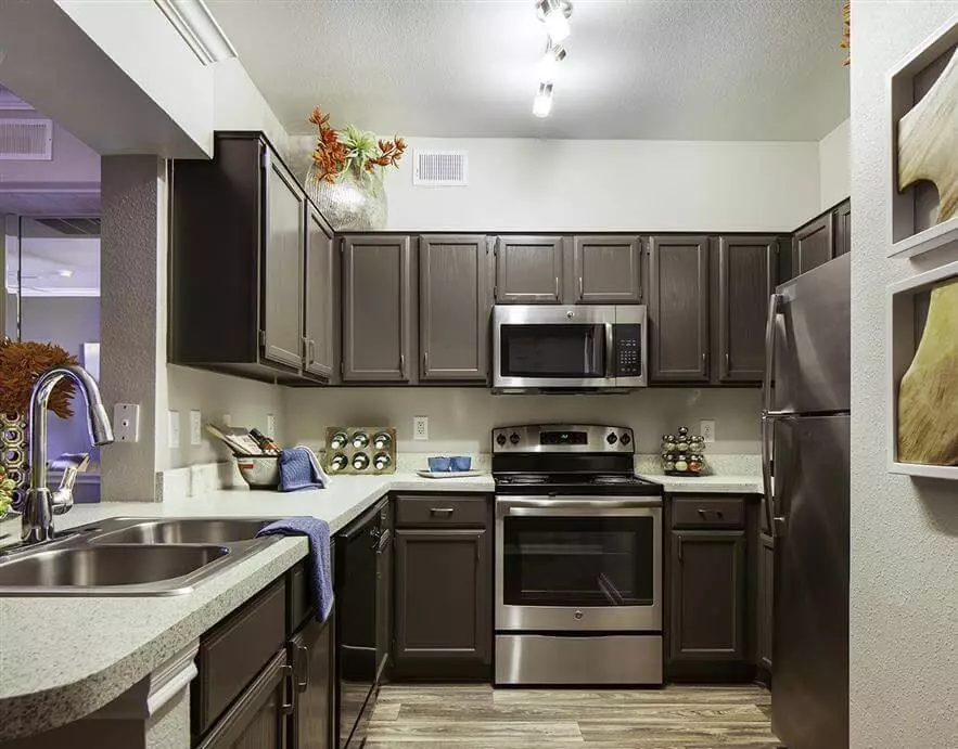 14207 Noel RD photo 3