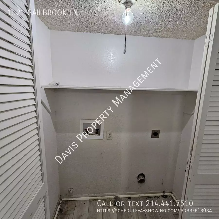 1521 Gailbrook Lane, Dallas, TX 75228 photo 4