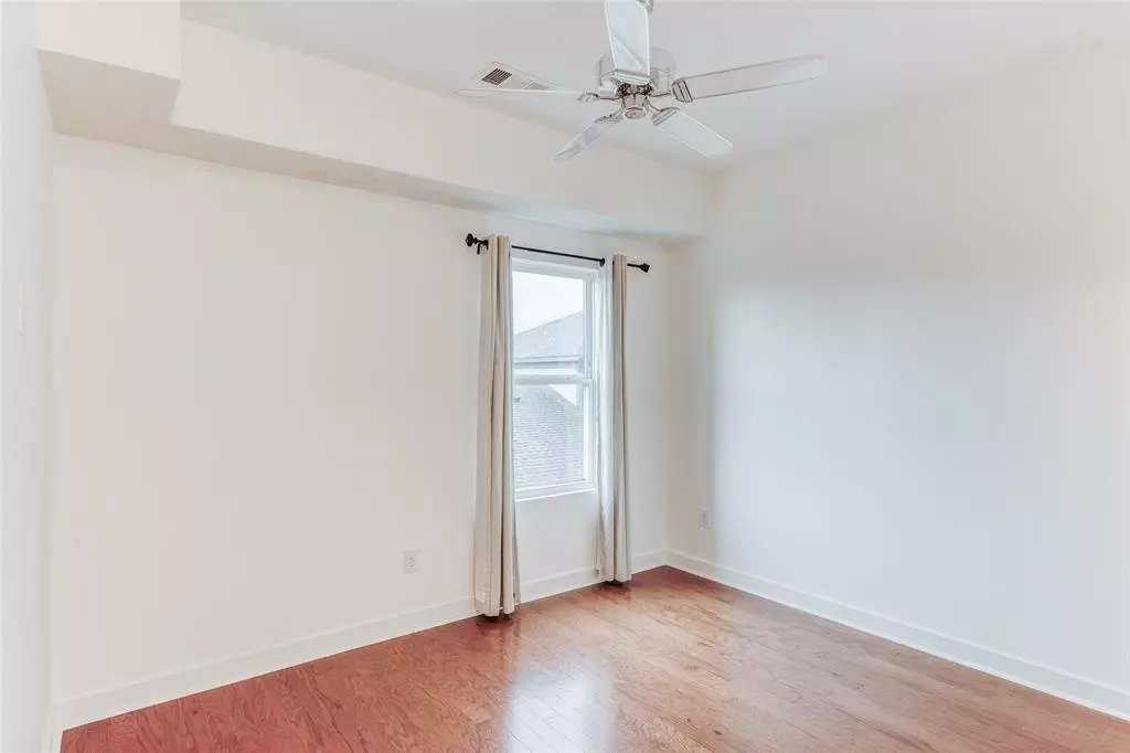 1925 California Drive, Dallas, TX 75204 photo 3