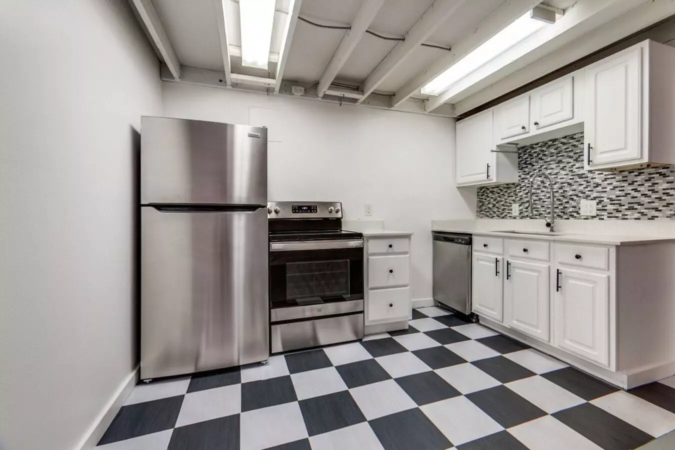 Cedars Park Lofts photo 4