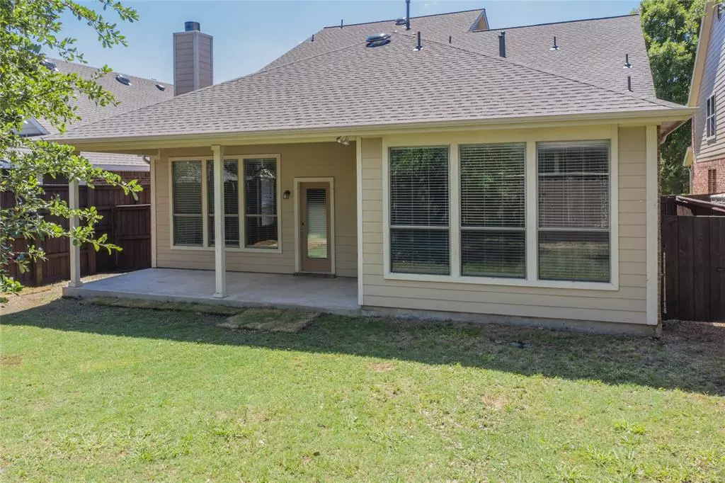 2855 Coteau Way, Dallas, TX 75227 photo 2