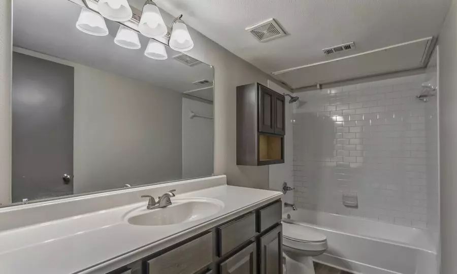 2906 Dilido Road, Dallas, TX 75228 photo 2
