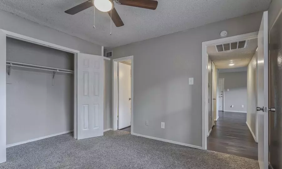 2906 Dilido Road, Dallas, TX 75228 photo 5