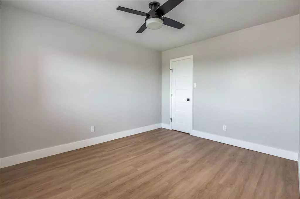 3022 Forest, Dallas, TX 75234 photo 2