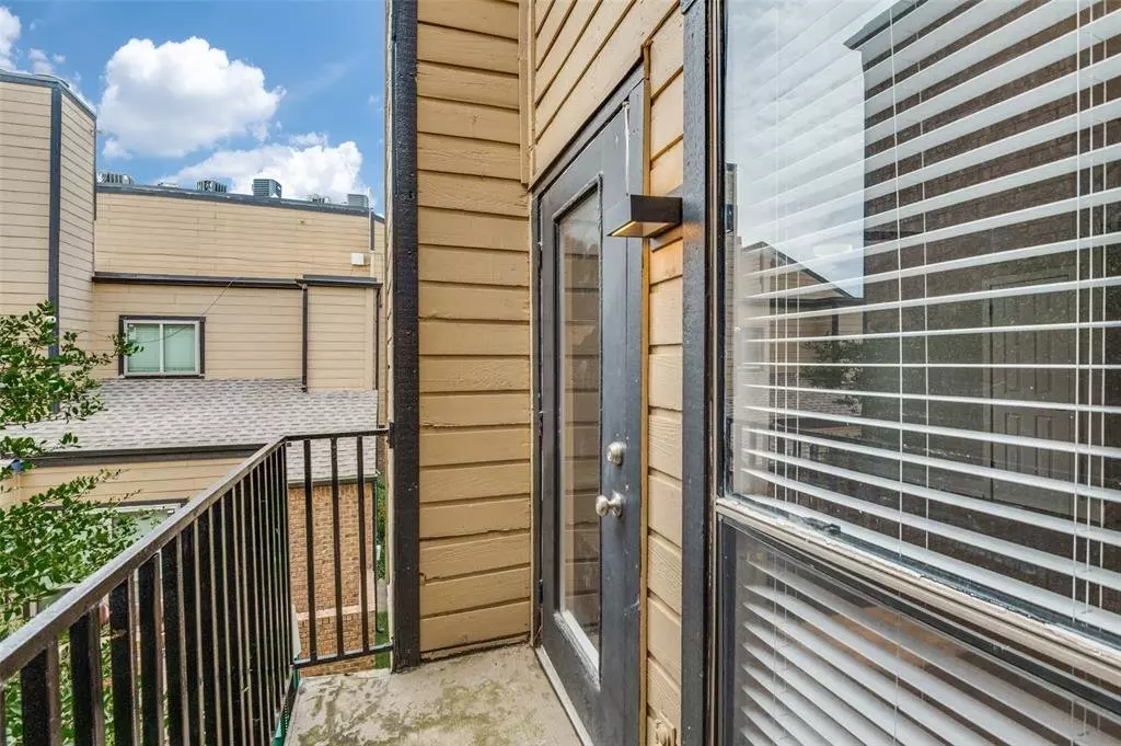 3022 Forest, Dallas, TX 75234 photo 4