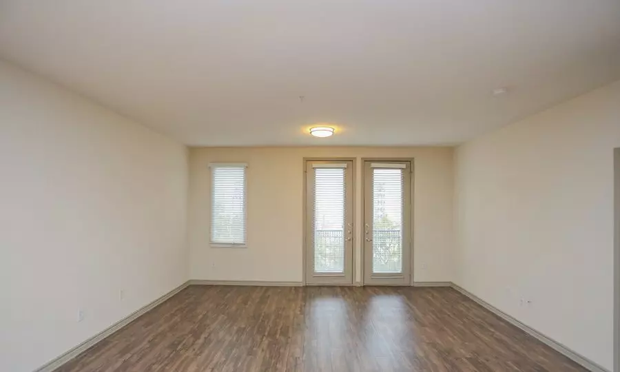 3705 Mckinney Avenue, Dallas, TX 75204 photo 2