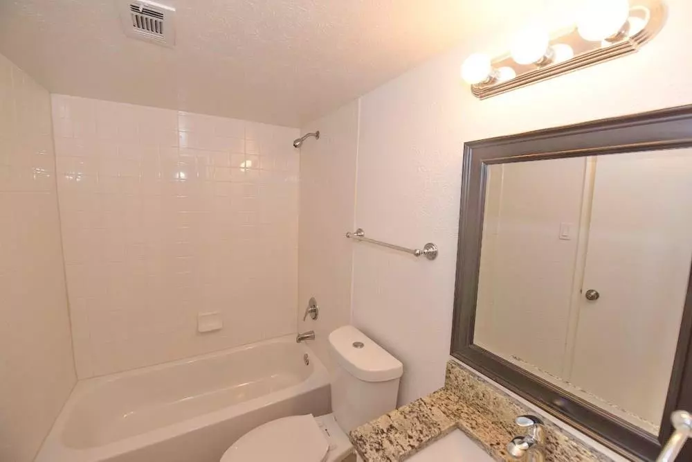 4033 Gilbert Avenue, Dallas, TX 75219 photo 2
