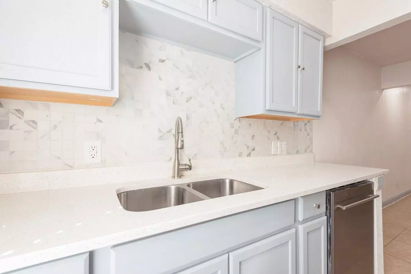 4620 San Jacinto Unit C photo 2