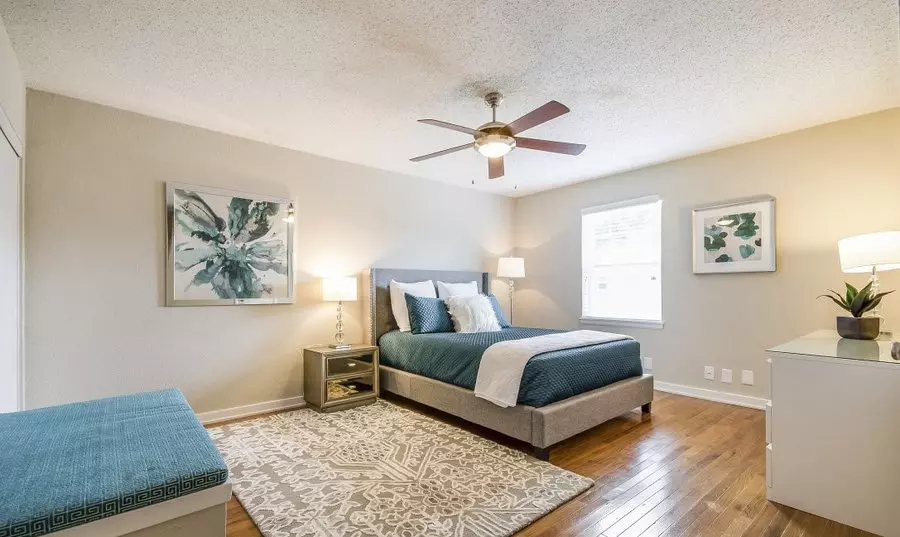 5011 Lahoma Street, Dallas, TX 75235 photo 2