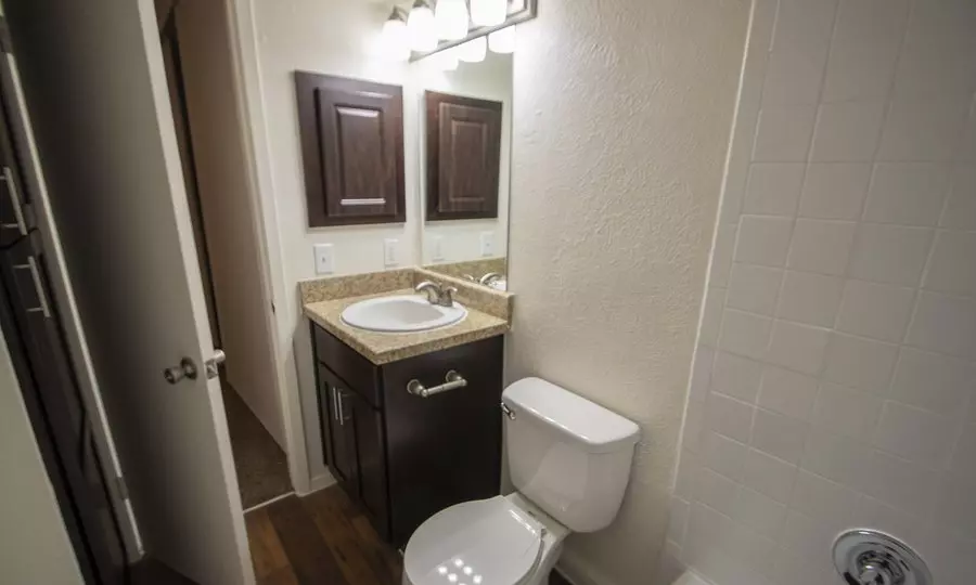 6311 Melody Lane, Dallas, TX 75231 photo 3