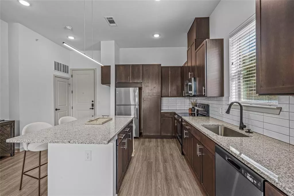 7455 West Cp photo 4