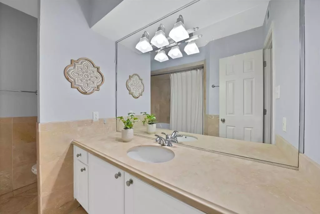 7738 Meadow Road, Dallas, TX 75230 photo 5