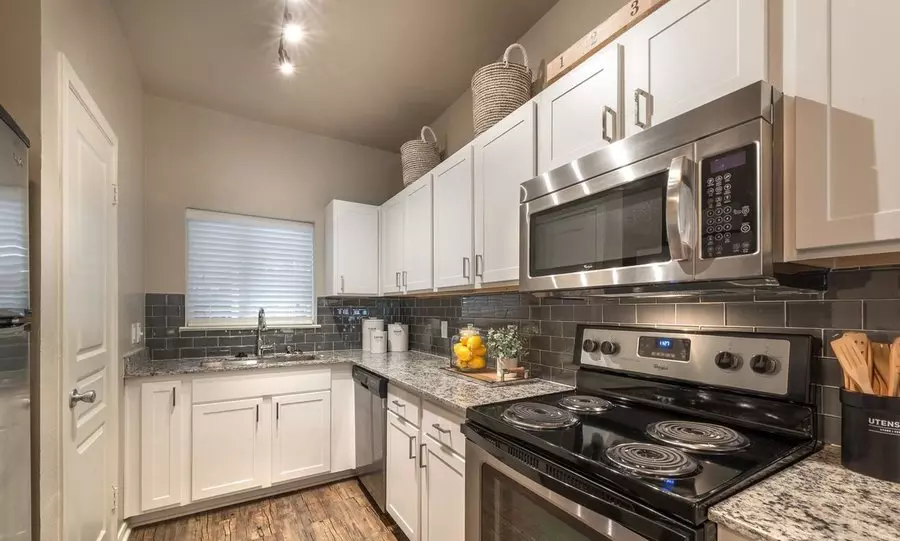 7933 Forest Lane, Dallas, TX 75230 photo 4