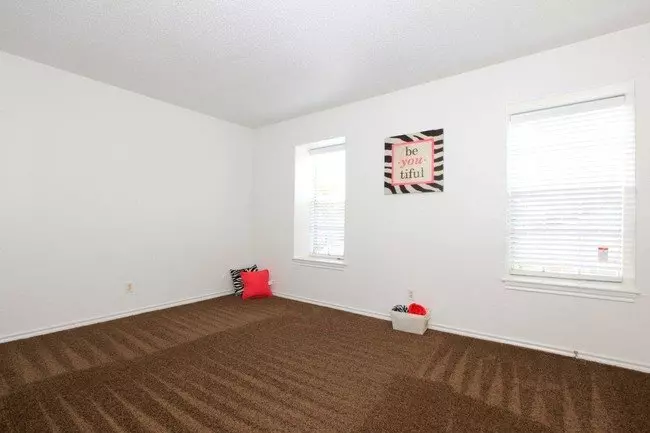 520 West Eighth Street, Dallas, TX 75208 photo 2