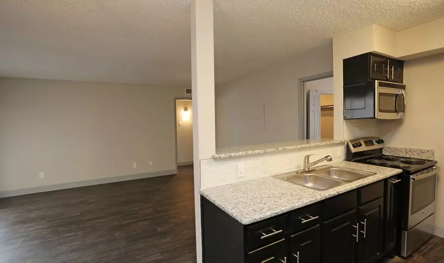9769 Audelia Road, Dallas, TX 75238 photo 2