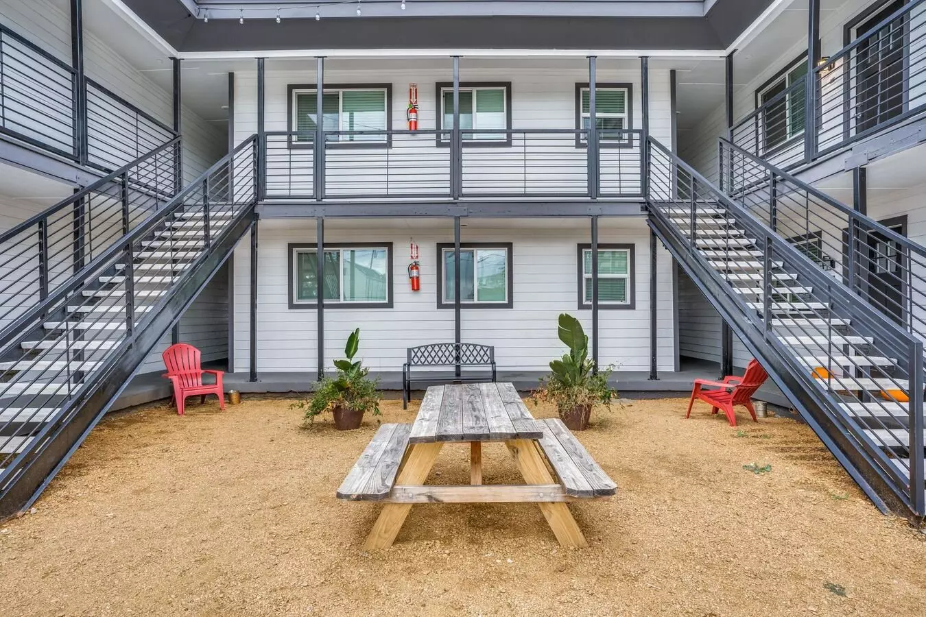 St. Charles Apartments photo 3
