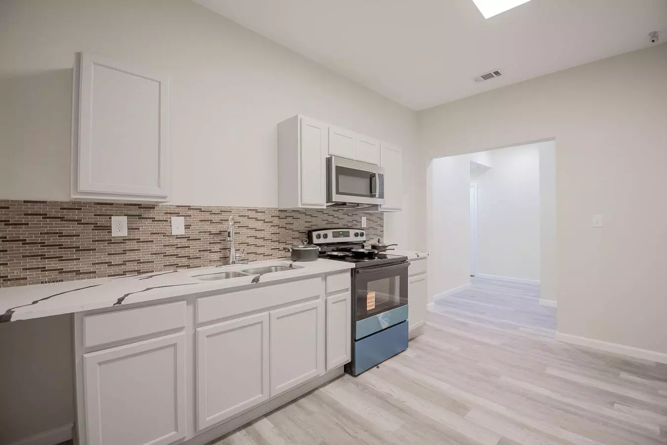 Idaho Ave photo 3