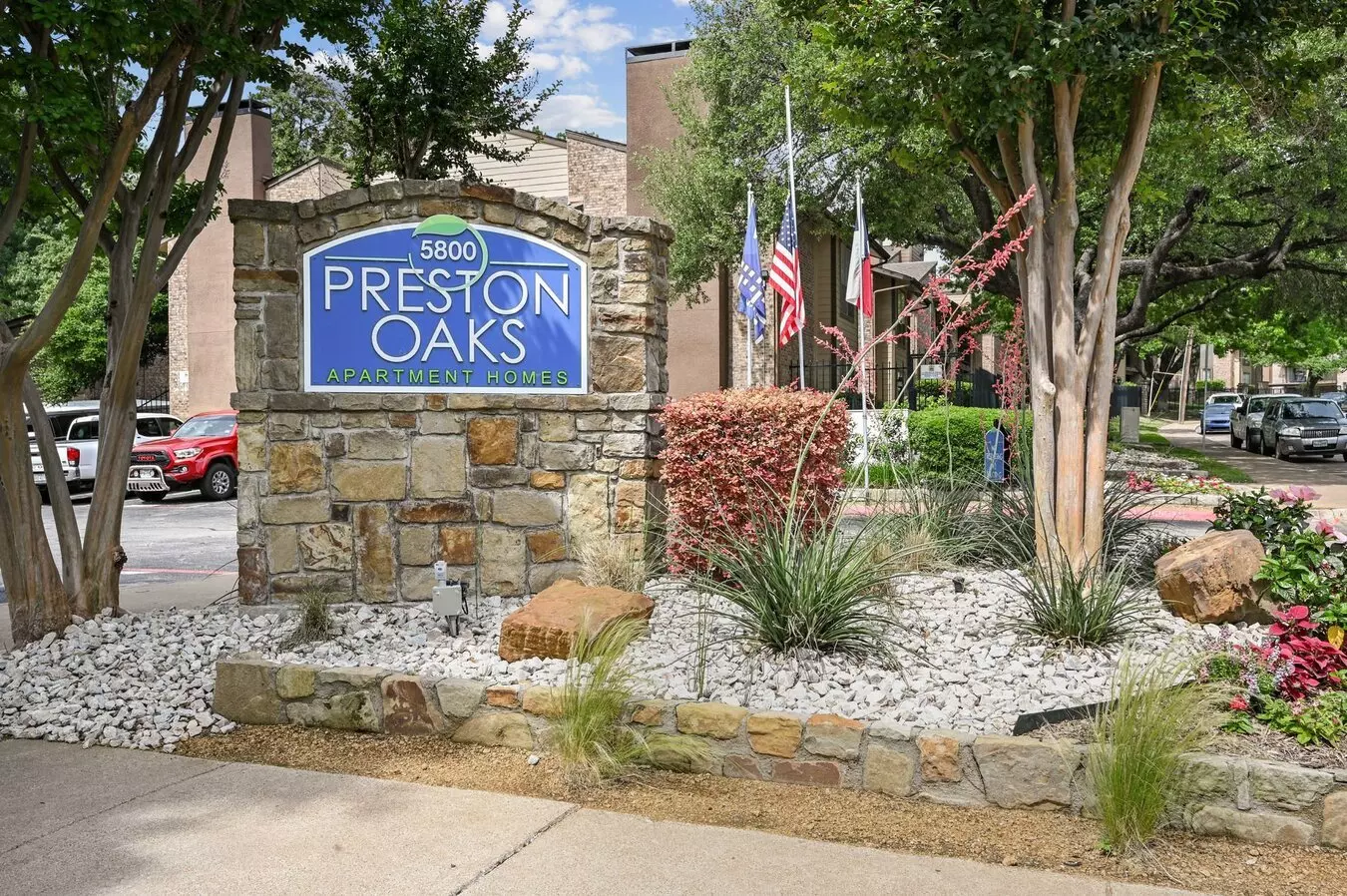 Preston Oaks photo 2