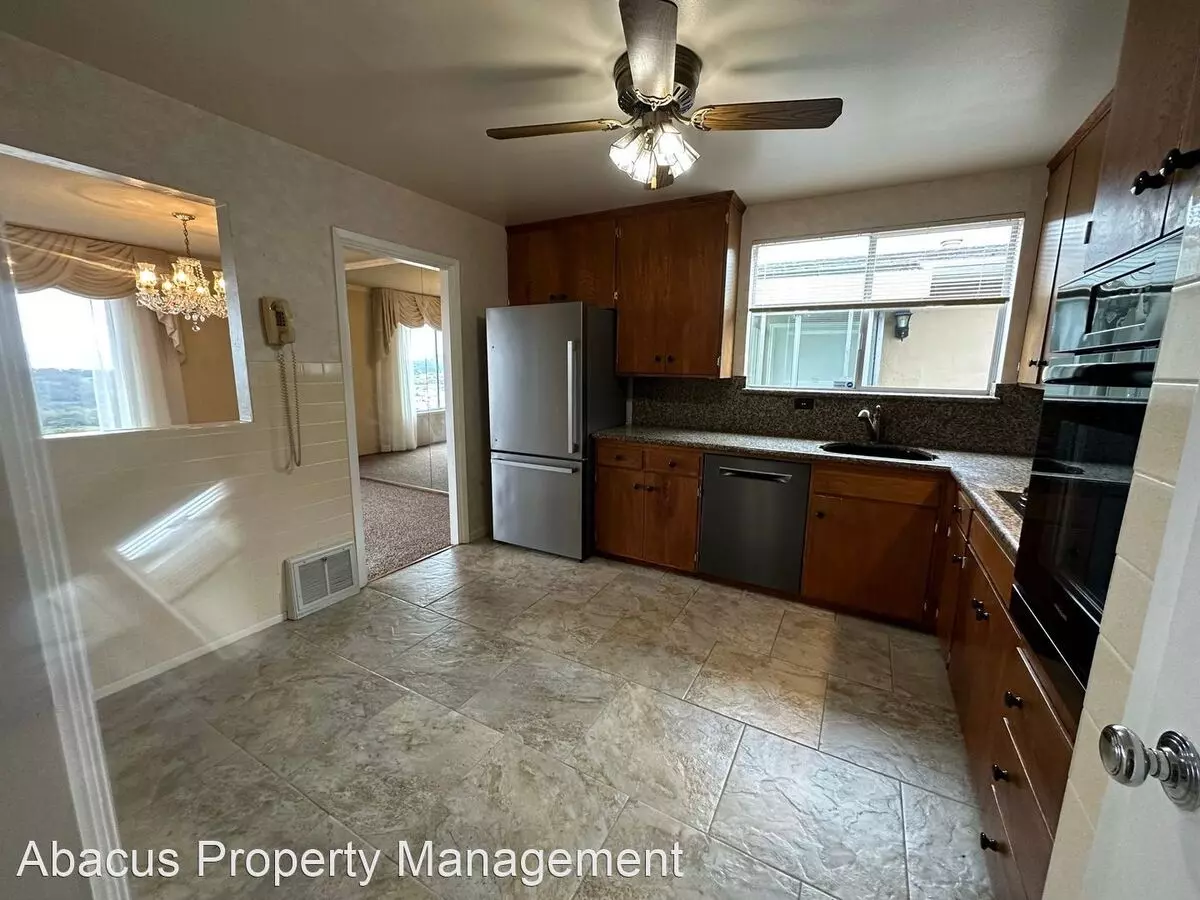 38 Dalerose Court, Daly City, CA 94014 photo 2